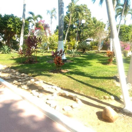 Twin Towers Departamento VIP PLAYA ACAPULCO Appartement Buitenkant foto
